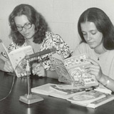 Início da produção do livro falado (1972)