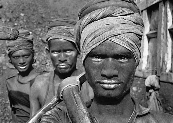 Mineradores de carvão na Índia, Sebastião Salgado